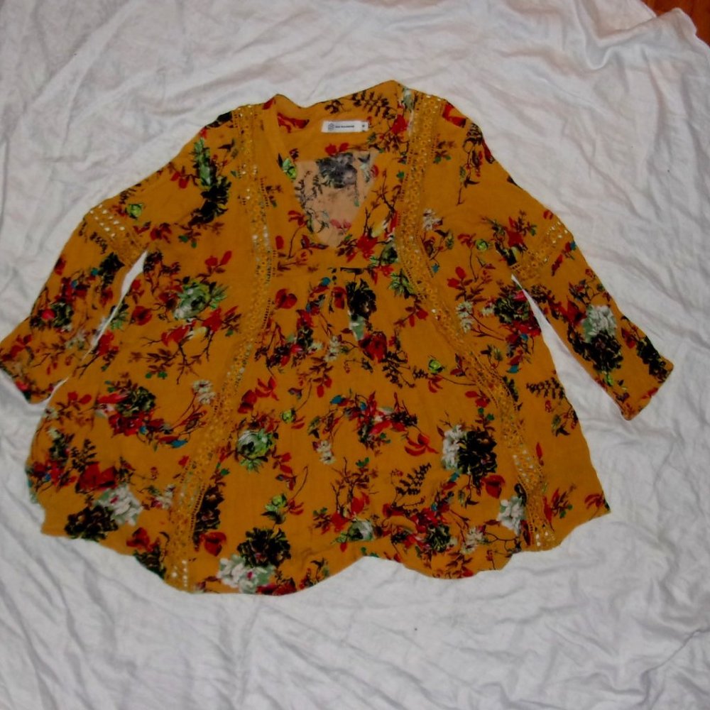 boho yellow floral lagenlook shirt dress  size small womens long sleeved pretty